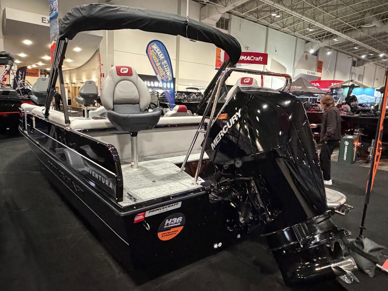Princecraft Boats  2026 Princecraft Ventura 224 SE (Black and Grey) Photo